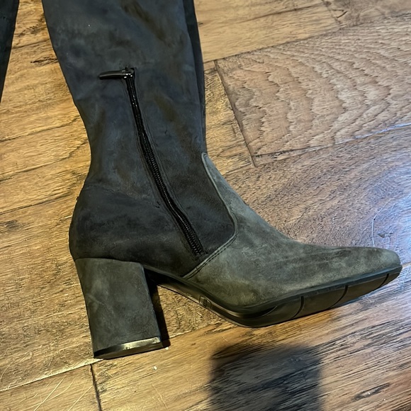 Sesta Meucci stretch knee length vegan suede chunky heel boots size 8M - Picture 5 of 10